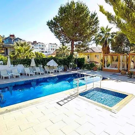 Kekik Azure Homes Oeluedeniz Otel Cedit